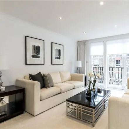 Image 6 - Audley Mansions, 44 Mount Street, London, W1K 2SU, United Kingdom - Room for rent