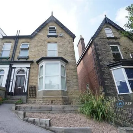 Rent this 3 bed duplex on Crookesmoor Road in Sheffield, S10 1BG