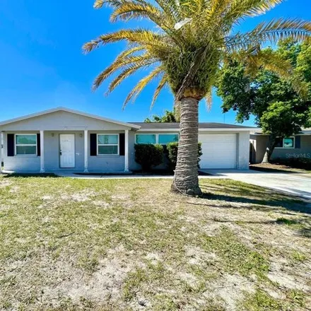 Buy this 2 bed house on 3252 Cincinnati Drive in Holiday, FL 34691