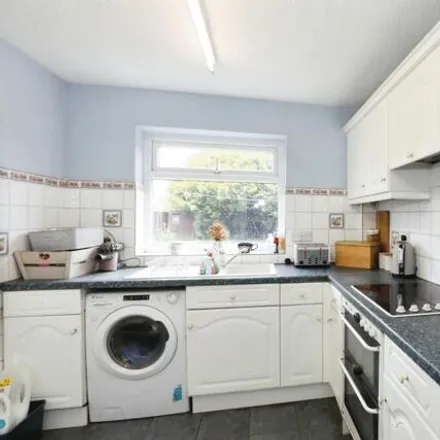 Image 4 - Saint Andrews Close, Lostock Green, CW9 7DH, United Kingdom - House for sale