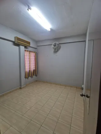 Rent this 3 bed apartment on Jalan Keliling in Rasah, 70100 Seremban