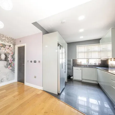 Rent this 3 bed apartment on 45 in 46 Grange Avenue, London