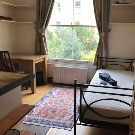 Rent this studio apartment on 10 Wetherby Place in London, SW7 4NX
