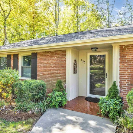 Image 2 - 230 McSwain Drive, Hermitage Hills, Greenville County, SC 29615, USA - House for sale