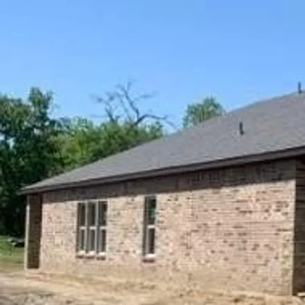 Buy this 4 bed house on 877 East Nash Street in Terrell, TX 75160