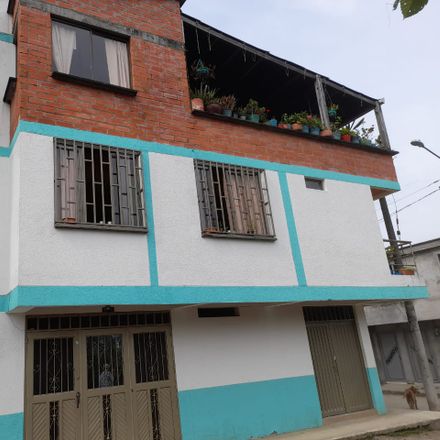 Rent this 5 bed apartment on unnamed road in Samaria II, El Poblado