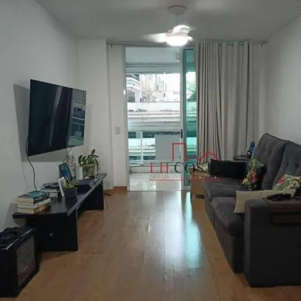 Buy this 3 bed apartment on Rua Ator Paulo Gustavo in Icaraí, Niterói - RJ