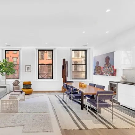 Image 2 - 126 Chambers Street, New York, NY 10007, USA - Apartment for sale