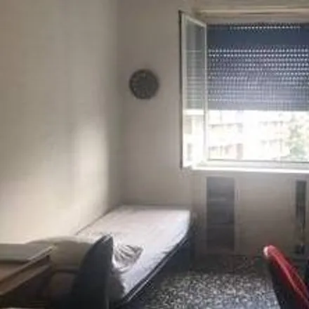 Rent this 2 bed room on Vodafone in Via Pordenone, 13
