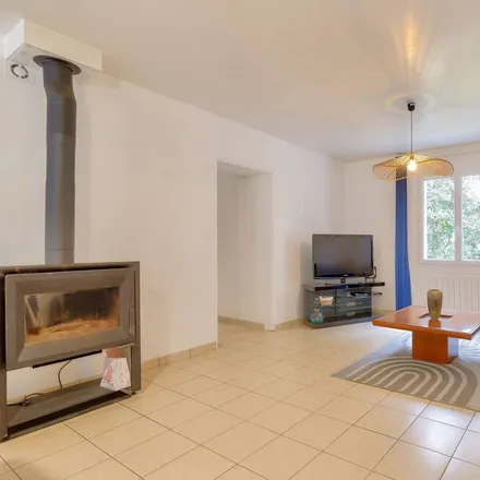 Image 2 - Talmont Saint-Hilaire, 13 Rue Nationale, 85440 Talmont, France - House for rent