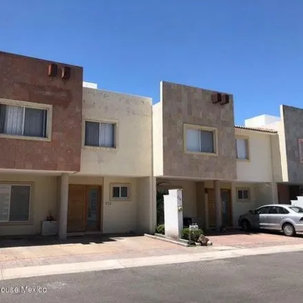 Rent this 3 bed house on Avenida Euripides in Delegación Epigmenio González, 76146