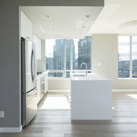 Image 8 - Alvar, 1005 Beach Avenue, Vancouver, BC, Canada - Apartment for rent