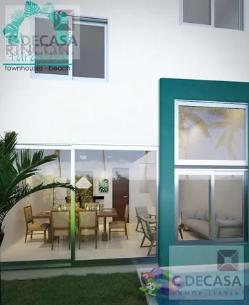 Buy this 8 bed townhouse on Calle 21 in Colonia Los Limones, 97340 Chicxulub Pueblo