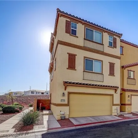 Buy this 3 bed condo on unnamed road in Henderson, NV 89074