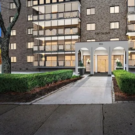 Buy this 2 bed condo on 990 Massachusetts Avenue in Arlington, MA 02476