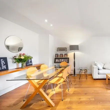 Image 7 - 126 Westbourne Grove, London, W11 2SB, United Kingdom - Apartment for sale