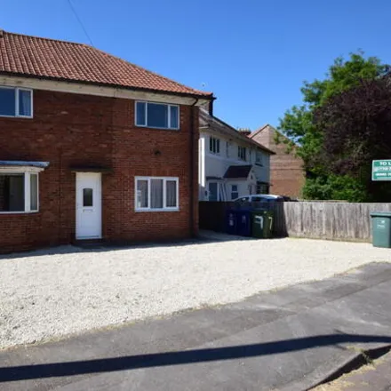 Rent this 5 bed duplex on 11 Cardwell Crescent in Oxford, OX3 7QE