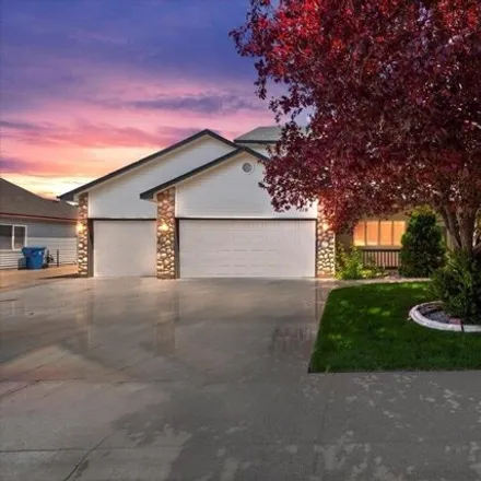 Buy this 4 bed house on 1659 Smith Avenue in Nampa, ID 83651