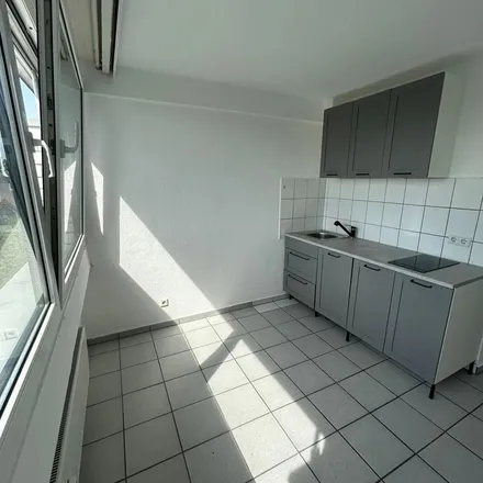 Rent this 2 bed apartment on Bernhardstraße 113 in 50968 Cologne, Germany