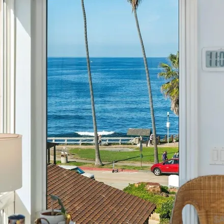 Image 8 - 1040 Coast Boulevard, San Diego, CA 92037, USA - Apartment for rent