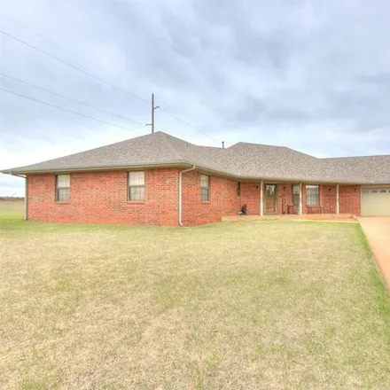 Image 2 - 1710 West Fay Avenue, Kingfisher, OK 73750, USA - House for sale