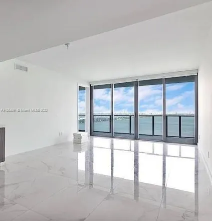 Image 3 - 3131 Northeast 7th Avenue, Buena Vista, Miami, FL 33137, USA - Condo for rent