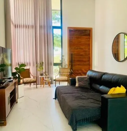 Buy this 3 bed house on Avenida Vereda dos Vinháticos in Lagoa Santa - MG, 33400-000