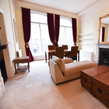 Rent this 1 bed apartment on 18 Redcliffe Gardens in London, SW10 9EW