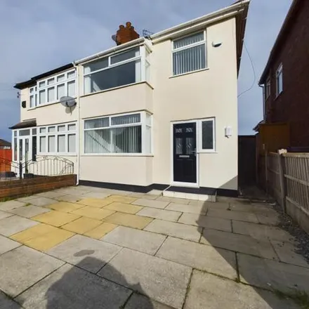 Buy this 3 bed duplex on Hilary Avenue in Knowsley, L14 6TJ