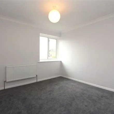 Rent this 3 bed duplex on Ulster Close in Reading, RG4 6QD