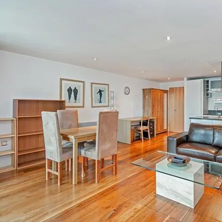 Image 4 - The Winch, 21 Winchester Road, London, NW3 3NR, United Kingdom - Apartment for sale