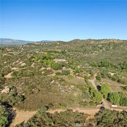 Image 2 - 23315 Old Wagon Road, Escondido, CA 92027, USA - House for sale