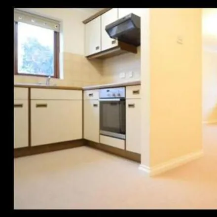 Image 3 - Oakey Drive, Wokingham, RG40 2AS, United Kingdom - Duplex for rent