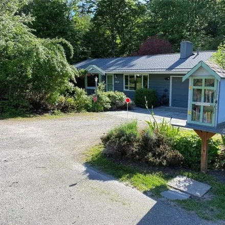 Buy this 3 bed house on 1963 Erie Street in Bellingham, WA 98229