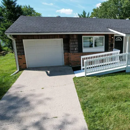 Buy this 3 bed house on 123 Deerfield Place in Delaware, OH 43015