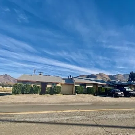 Image 3 - 6406 Linch Canyon Drive, Mountain Mesa, Kern County, CA 93240, USA - House for sale