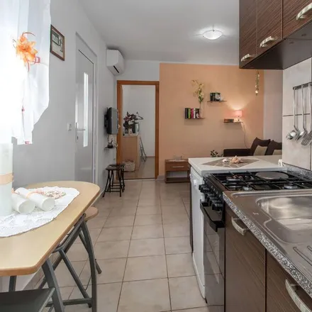 Image 8 - 51263 Šmrika, Croatia - Apartment for rent