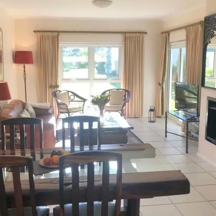 Image 9 - Erinvale Estate, Kestrel Close, Cape Town Ward 84, Somerset West, 7136, South Africa - Apartment for rent