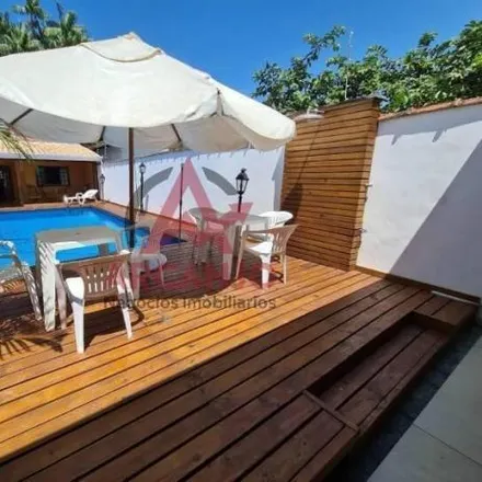 Buy this 4 bed house on Rua Mar das Antilhas in Sumaré, Ubatuba - SP
