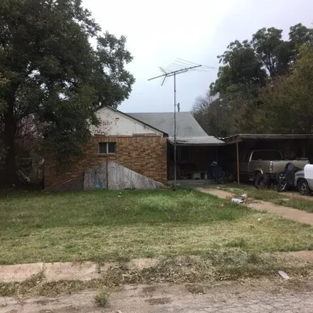 Image 1 - 1316 Clow Street, Coleman, TX 76834, USA - House for sale