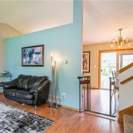 Image 5 - 1900 Thornton Court, Des Moines, IA 50320, USA - House for sale