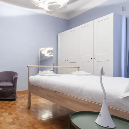 Image 2 - Caprese, Via Ugo Bassi, 20159 Milan MI, Italy - Apartment for rent