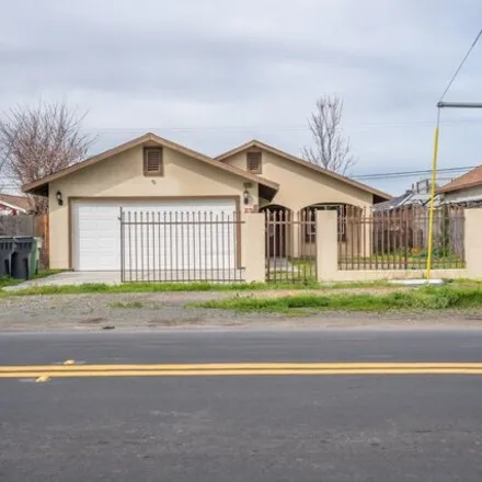 Buy this 3 bed house on 1557 Nadine Avenue in Ceres, CA 95351