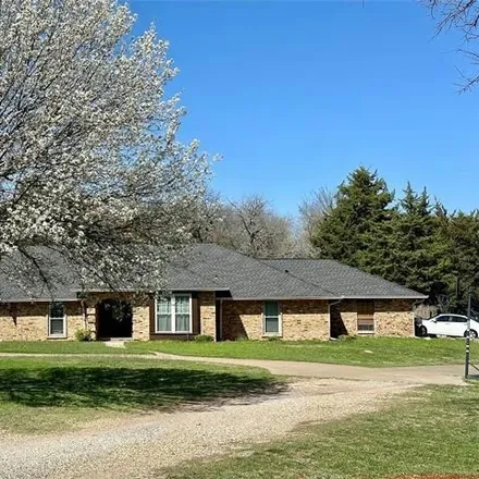 Rent this 4 bed house on 633 Johnson Lane in Ovilla, TX 75154