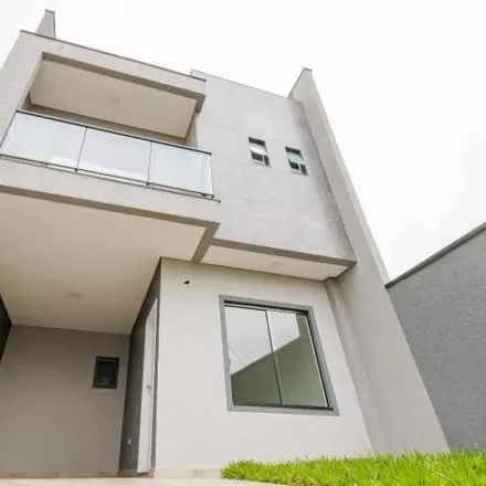 Buy this 3 bed house on Rua Augusto Dallegrave Figueiredo 175 in Xaxim, Curitiba - PR