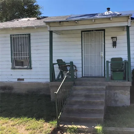 Buy this 3 bed house on 2108 Daniel Street in Fort Worth, TX 76104