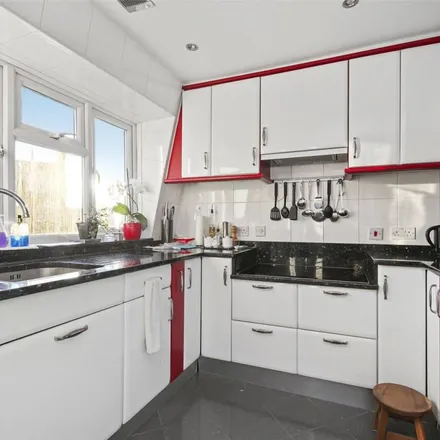 Image 3 - 15 Park Road, London, NW1 6XN, United Kingdom - Apartment for rent