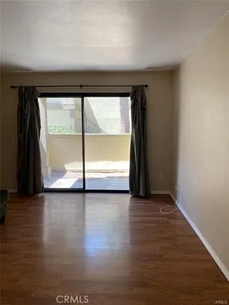 Image 3 - 3411 Rustin Avenue, Riverside, CA 92521, USA - Condo for rent