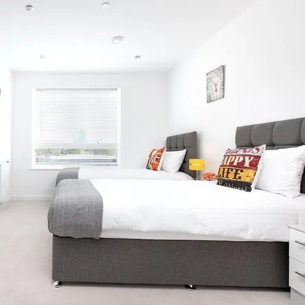 Rent this 3 bed apartment on London in E15 1FX, United Kingdom
