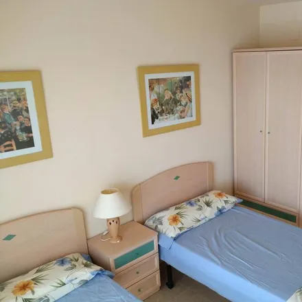 Image 5 - 43300 Mont-roig del Camp, Spain - Apartment for rent